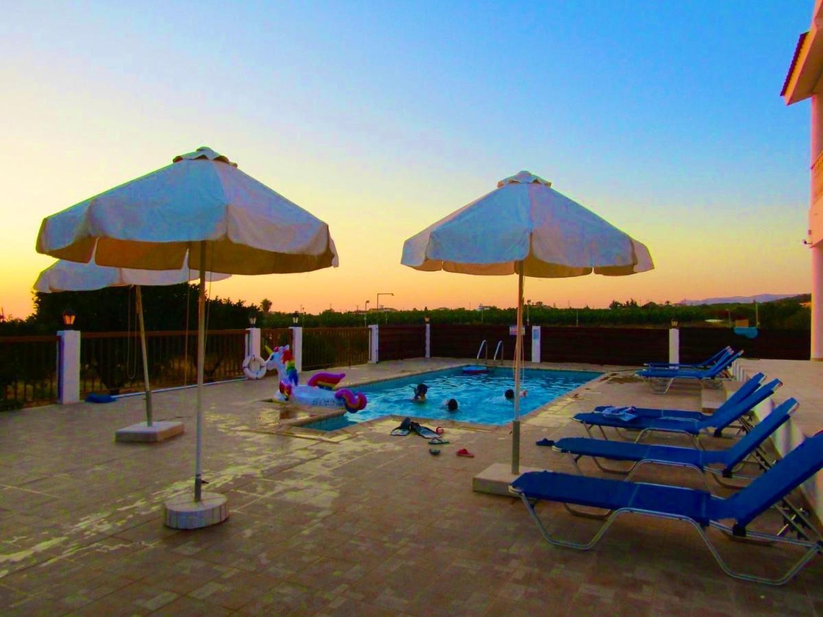 Villa Lambriana Peyia Extérieur photo