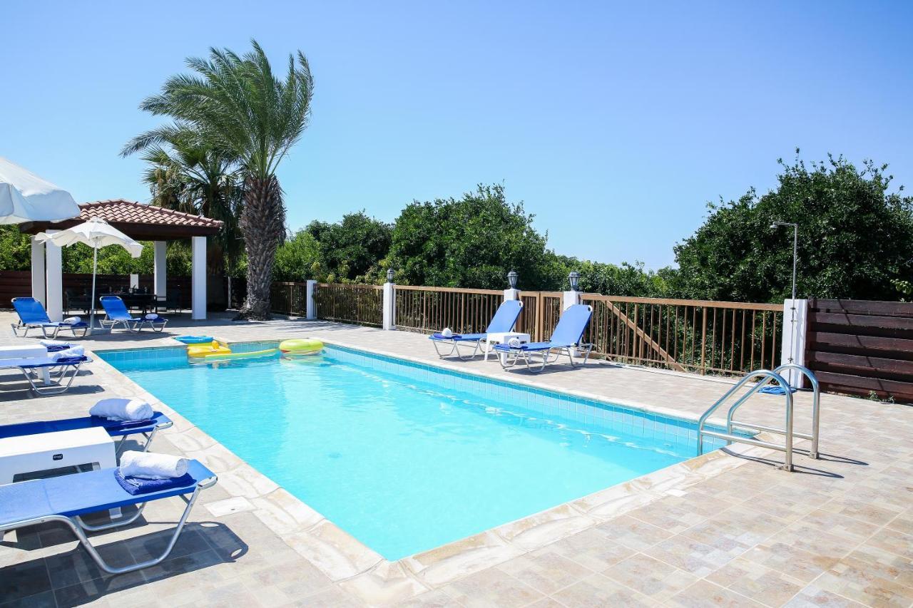 Villa Lambriana Peyia Extérieur photo